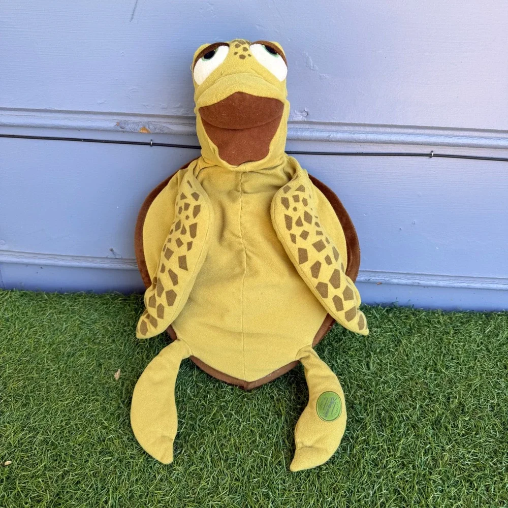 Disney Store Finding Nemo Crush Sea Turtle Plush Stuffed Animal 17 Inch Toy